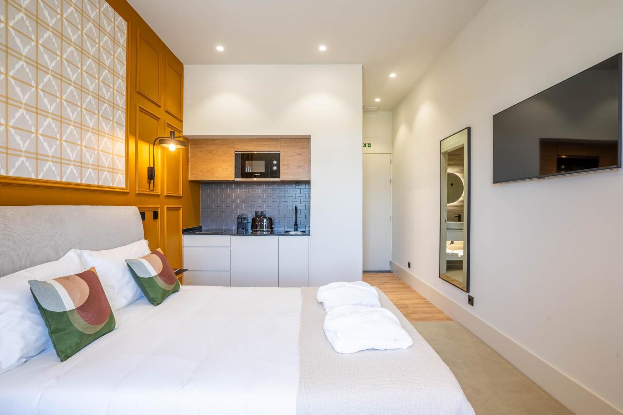 Gigantones Guesthouse เวียนา โด กัสเตโล ภายนอก รูปภาพ